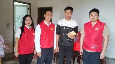 嘉人力所能及獻(xiàn)愛心，接力困難員工攜手共濟(jì)